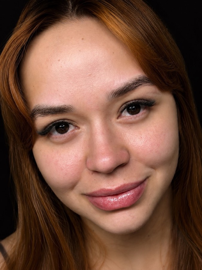 Extensiones de pestañas, retrato de frente